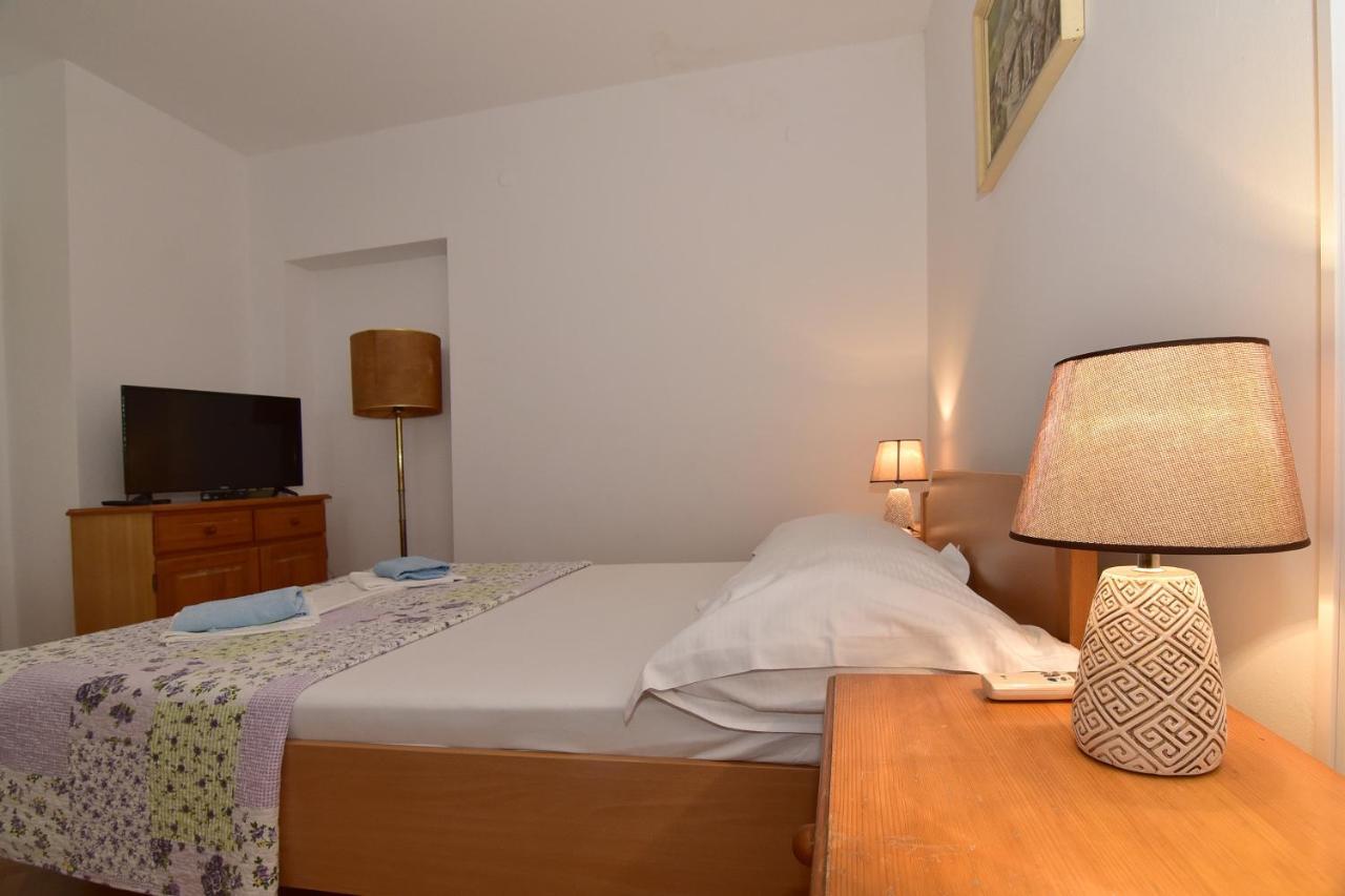 Apartments Dobrinic Makarska Exterior photo