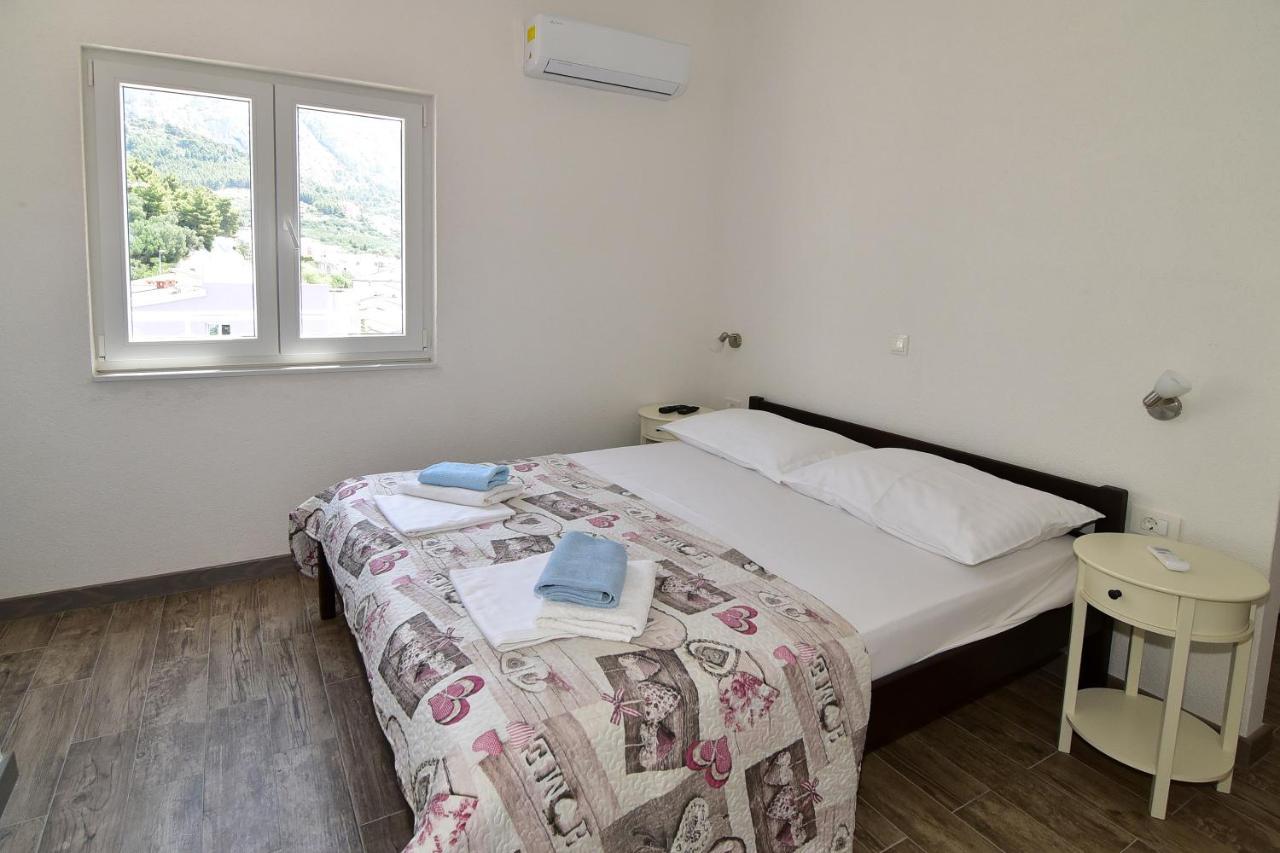 Apartments Dobrinic Makarska Exterior photo
