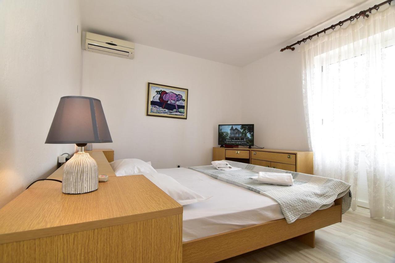 Apartments Dobrinic Makarska Exterior photo
